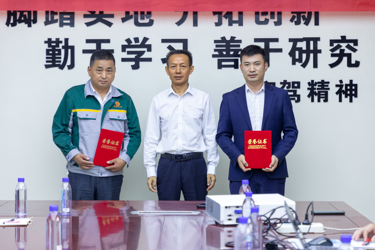 1758558375558092.jpg IMG_8196.jpg